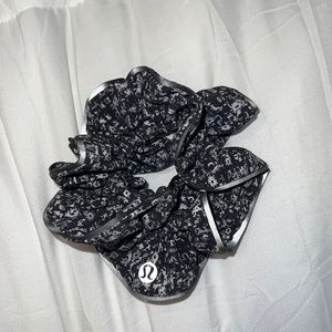 Lulu lemon scrunchie